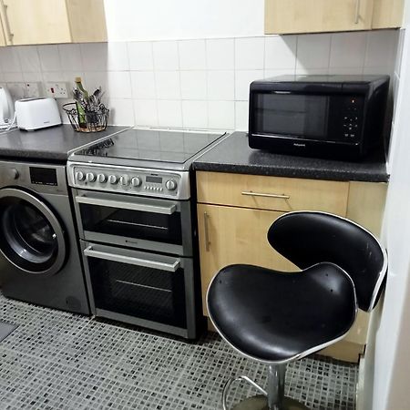 Studio Apartment In London, Bethnal Green ภายนอก รูปภาพ