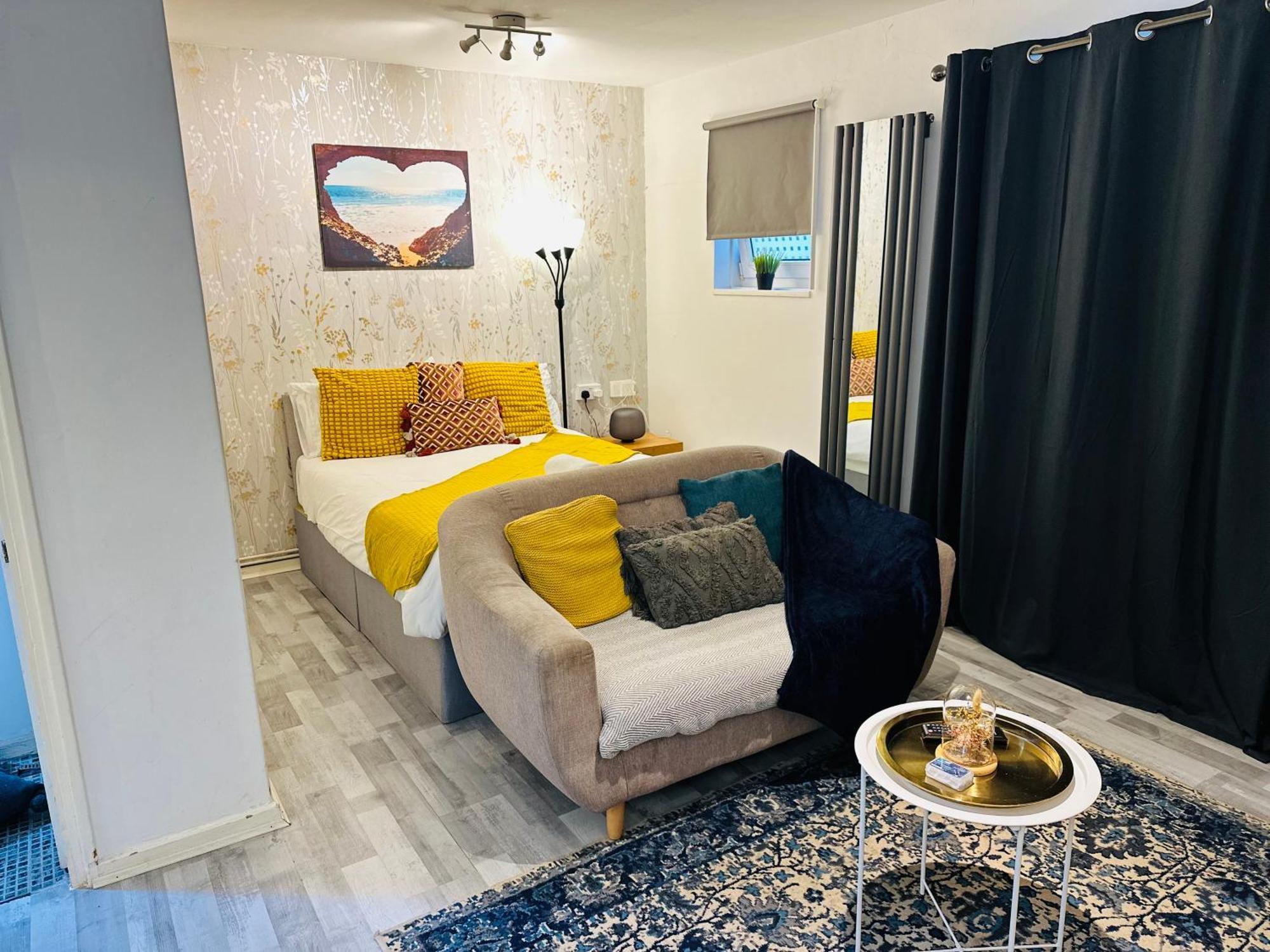 Studio Apartment In London, Bethnal Green ภายนอก รูปภาพ