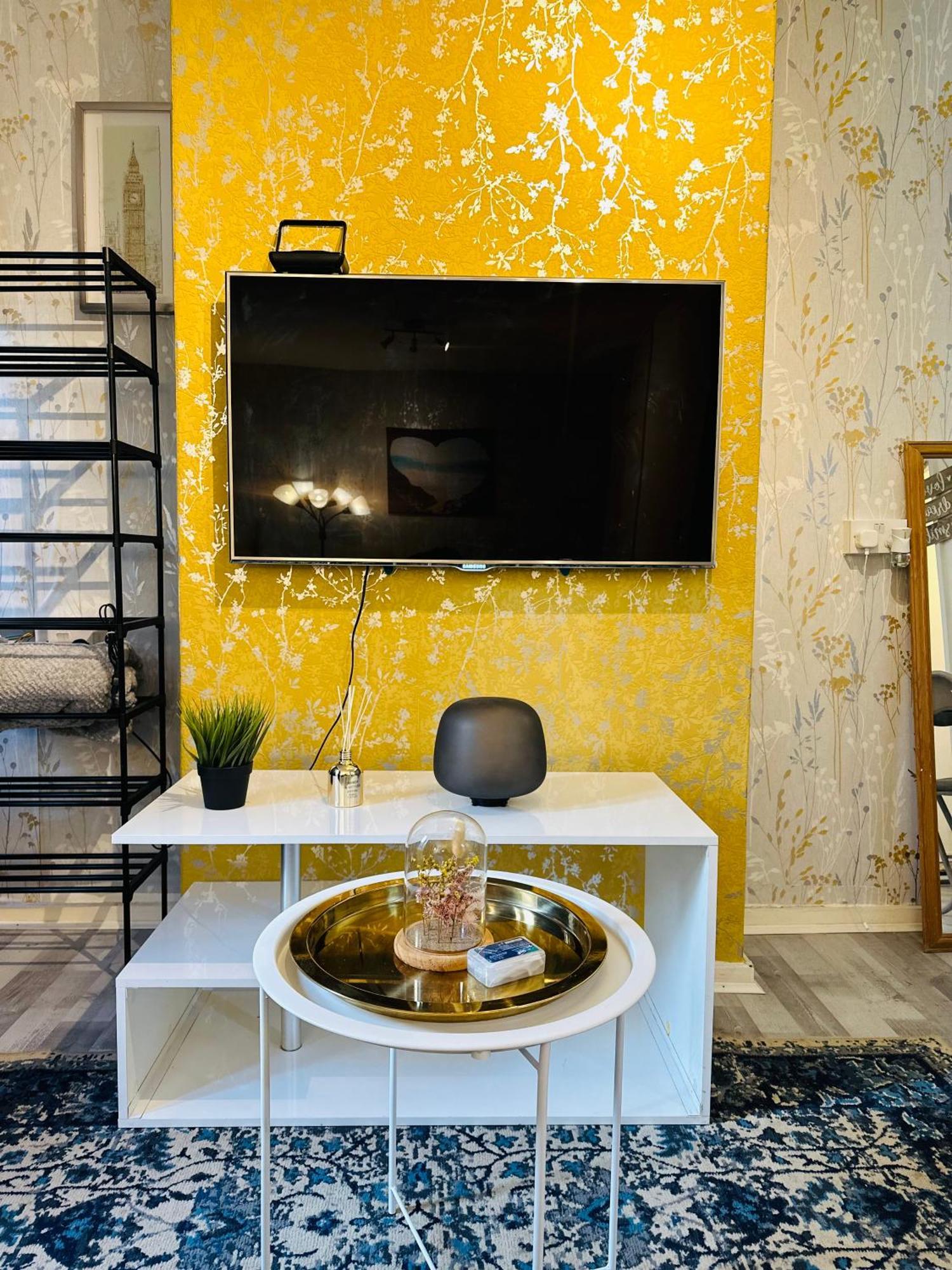 Studio Apartment In London, Bethnal Green ภายนอก รูปภาพ