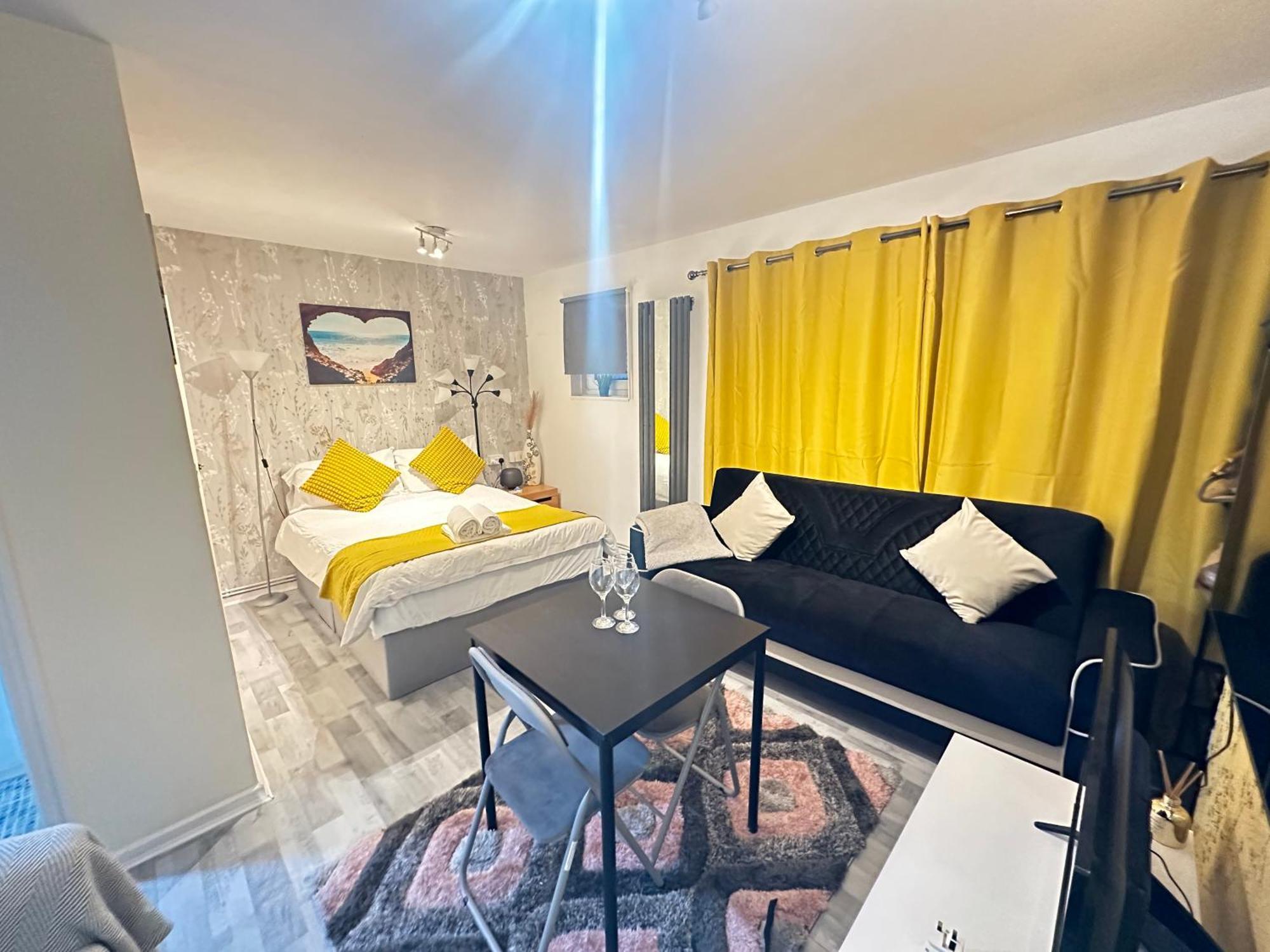 Studio Apartment In London, Bethnal Green ภายนอก รูปภาพ
